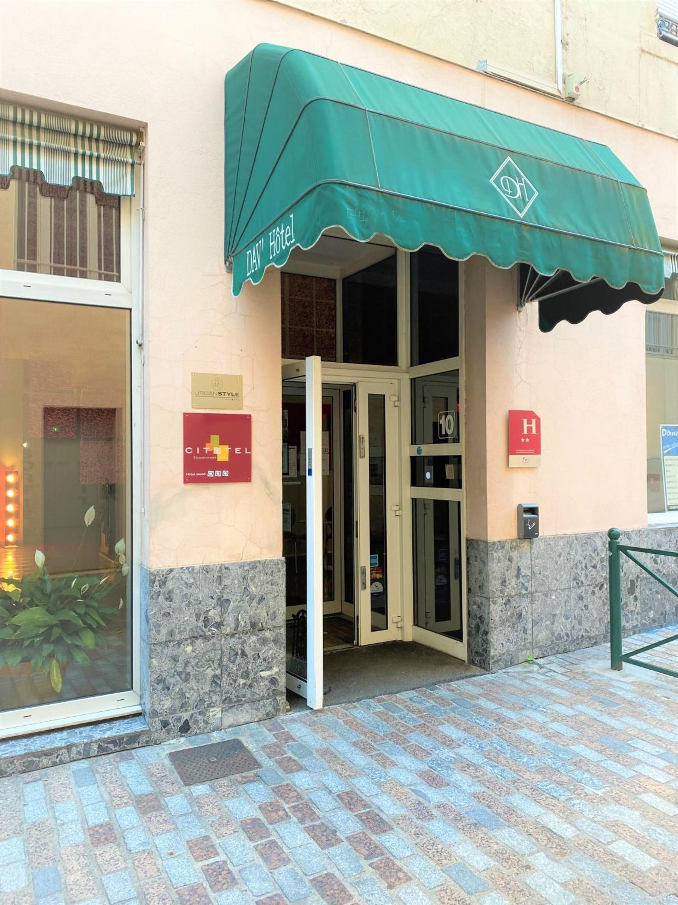 Cit'hotel Le Dav Centre Hotel