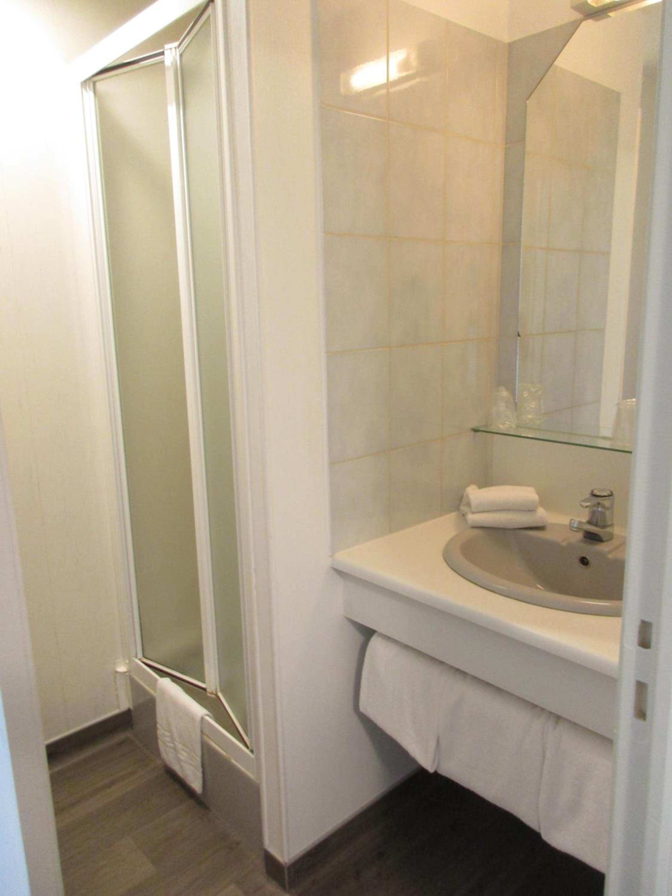 Hotel Cit'hotel Le Dav Centre 2*